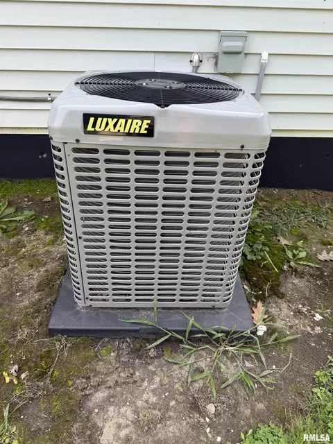 Other - 720 E Carroll St, Macomb, IL 61455 photo 8 of 8