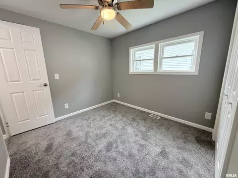 Bedroom - 720 E Carroll St, Macomb, IL 61455 photo 3 of 4