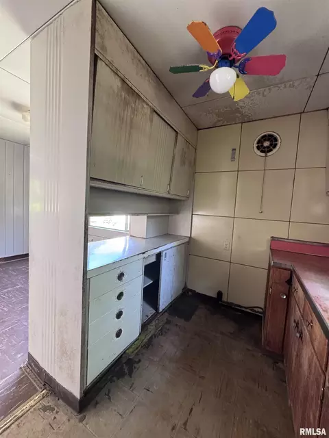 Kitchen - 217 Chandler Blvd, Macomb, IL 61455 photo 1 of 3