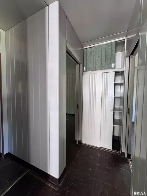 Entry Way - 217 Chandler Blvd, Macomb, IL 61455 photo 1 of 1