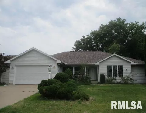 148 Cracklewood Ln, East Peoria, IL 61611