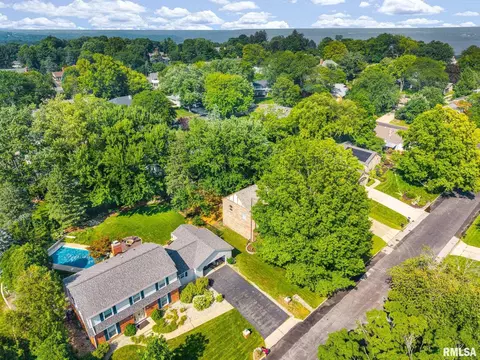 View/Area - 131 E Morningside Dr, Peoria, IL 61614 photo 2 of 9