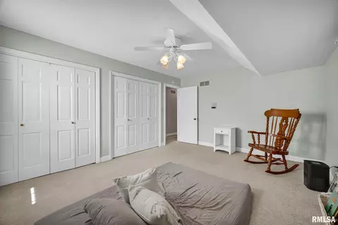 Bedroom - 131 E Morningside Dr, Peoria, IL 61614 photo 8 of 8