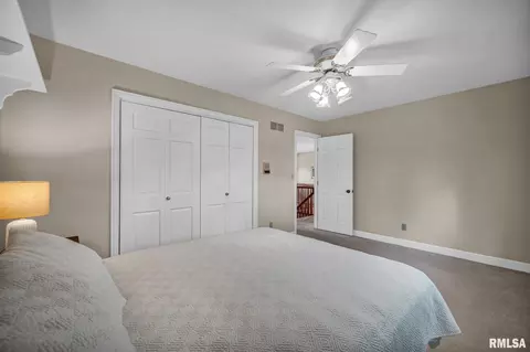 Bedroom - 131 E Morningside Dr, Peoria, IL 61614 photo 5 of 8