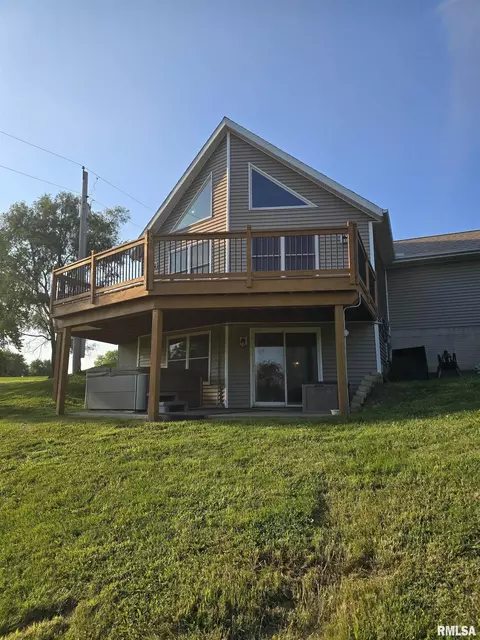 Exterior - 15749 E Pawnee Dr, Cuba, IL 61427 photo 3 of 15