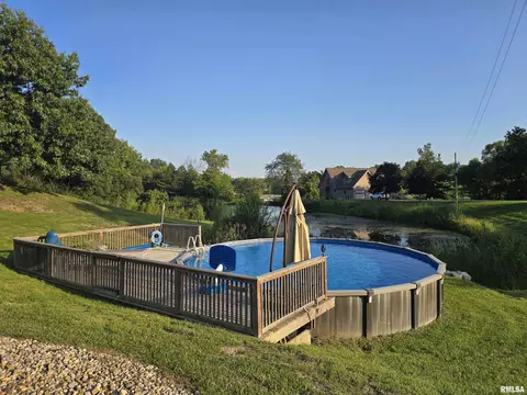 Exterior - 15749 E Pawnee Dr, Cuba, IL 61427 photo 8 of 15