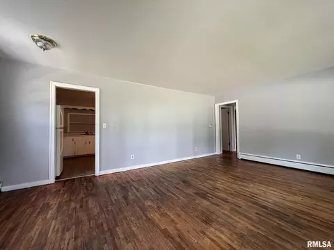 Living - 309 E Walker St, Macomb, IL 61455 photo 3 of 5