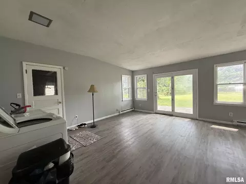 Living - 309 E Walker St, Macomb, IL 61455 photo 4 of 5