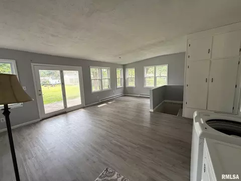 Living - 309 E Walker St, Macomb, IL 61455 photo 5 of 5