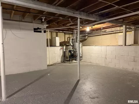 Other - 309 E Walker St, Macomb, IL 61455 photo 5 of 5
