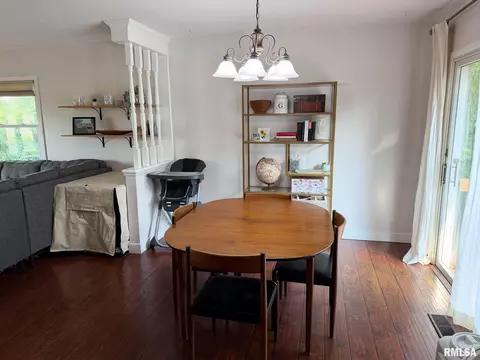 Dining - 906 Lake Rd, Eureka, IL 61530 photo 2 of 2