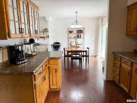 Kitchen - 906 Lake Rd, Eureka, IL 61530 photo 1 of 8