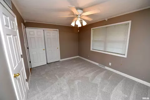 Bedroom - 417 W Monroe St, Metamora, IL 61548 photo 12 of 13