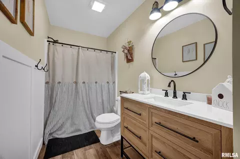 Bath - 11434 N Northtrail Dr, Dunlap, IL 61525 photo 2 of 2