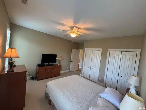 Bedroom - 122 Eagle Rdg, Washington, IL 61571 photo 2 of 8