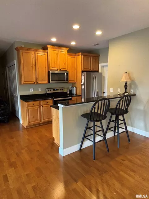 Kitchen - 122 Eagle Rdg, Washington, IL 61571 photo 1 of 6