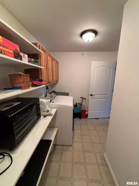 Other - 122 Eagle Rdg, Washington, IL 61571 photo 8 of 10