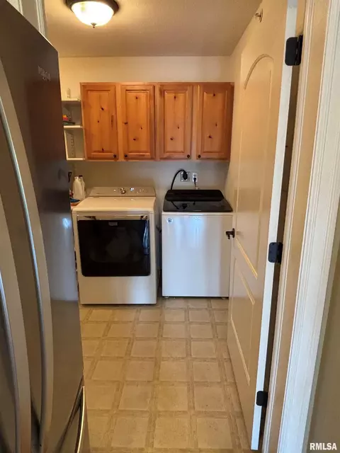 Other - 122 Eagle Rdg, Washington, IL 61571 photo 3 of 10