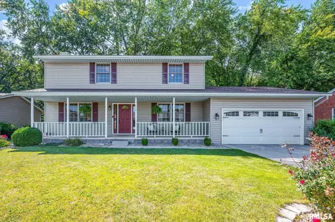 114 Oakmoor Dr, East Peoria, IL 61611
