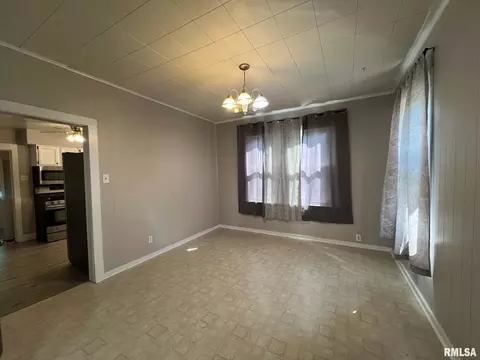 Other - 324 E Summit St, Macomb, IL 61455 photo 6 of 7
