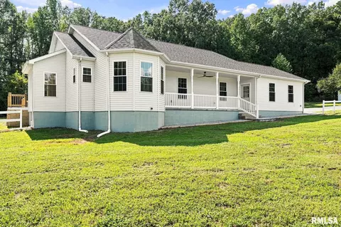 Exterior - 1405 Pearce Rd, Equality, IL 62934 photo 1 of 10