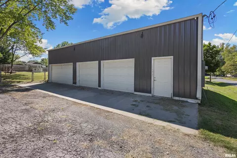 Exterior - 600 S 29th St, Herrin, IL 62948 photo 5 of 6