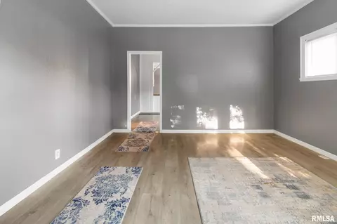 Other - 606 Madison St, Benton, IL 62812 photo 2 of 4