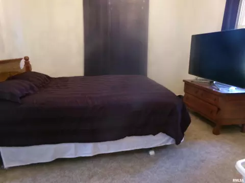 Bedroom - 1315 W Monroe St, Herrin, IL 62948 photo 1 of 2