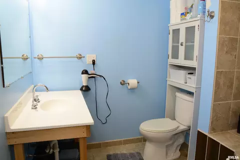 Bath - 340 S Randolph St, Macomb, IL 61455 photo 1 of 2