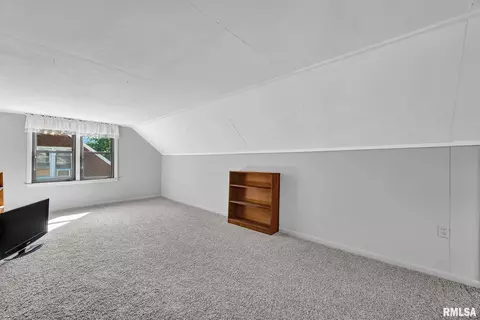 Bedroom - 801 E Kay St, Morton, IL 61550 photo 3 of 5