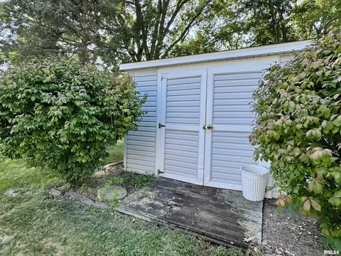Other - 524 Meadow Dr, Macomb, IL 61455 photo 12 of 12