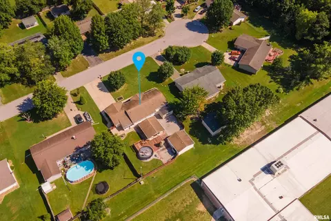 View/Area - 311 Gateway Rd, Marion, IL 62959 photo 1 of 5