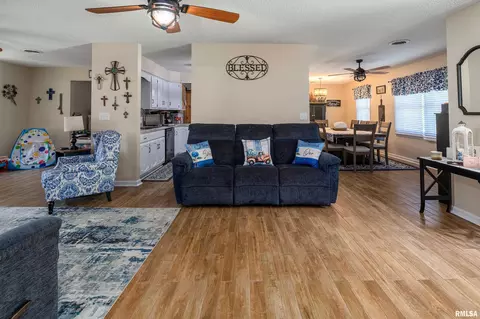Other - 311 Gateway Rd, Marion, IL 62959 photo 1 of 7