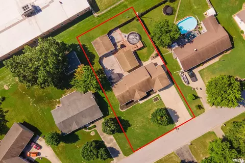 View/Area - 311 Gateway Rd, Marion, IL 62959 photo 4 of 5