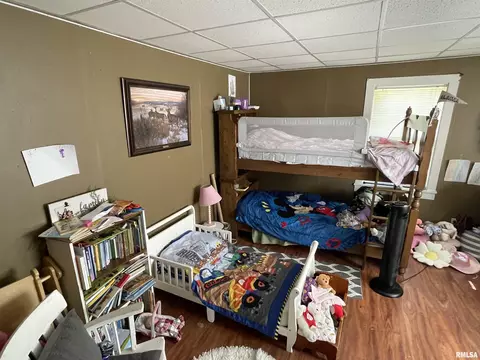 Bedroom - 509 Thomas St, Henry, IL 61537 photo 3 of 5
