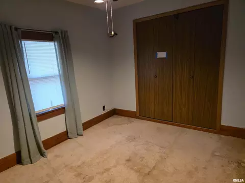 Bedroom - 500 E Main St, Bryant, IL 61519 photo 1 of 2