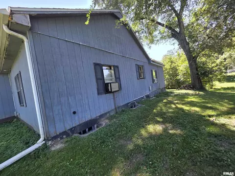 Exterior - 500 E Main St, Bryant, IL 61519 photo 3 of 4