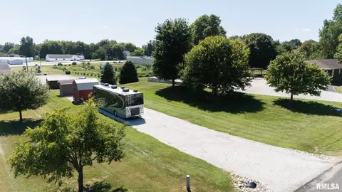 View/Area - 704 E 2nd St, Delavan, IL 61734 photo 2 of 5