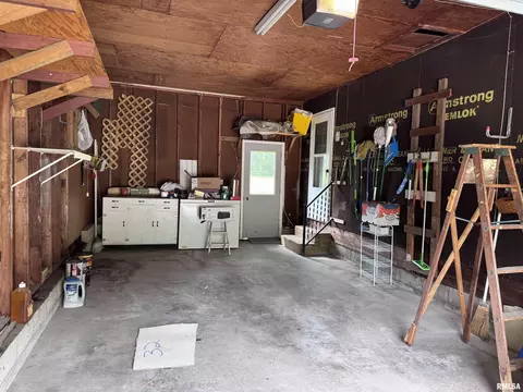 Other - 327 E Murray St, Macomb, IL 61455 photo 2 of 2