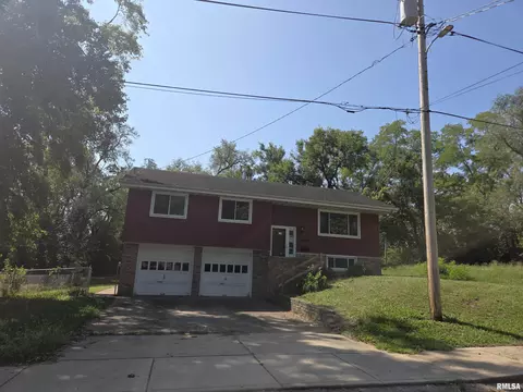 2608 W Fremont St, Peoria, IL 61605