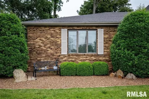 Other - 604 E Clark St, Marion, IL 62959 photo 1 of 3