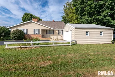 404 Highview Rd, East Peoria, IL 61611