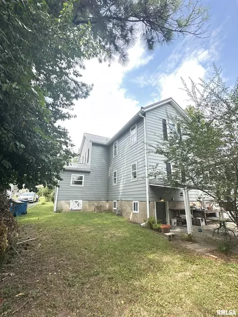 Other - 409 W Spring St, Anna, IL 62906 photo 1 of 12