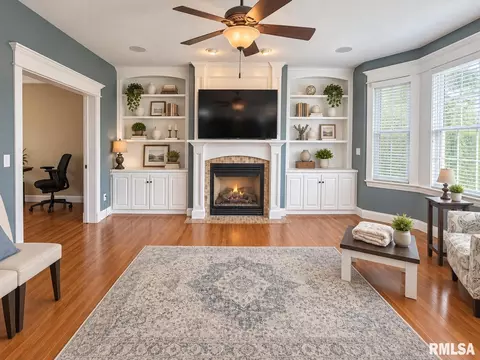 Living - 6408 W Hazel Nut Dr, Edwards, IL 61528 photo 1 of 2