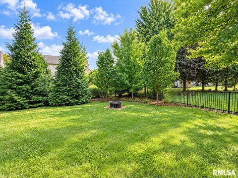 Exterior - 6408 W Hazel Nut Dr, Edwards, IL 61528 photo 6 of 6