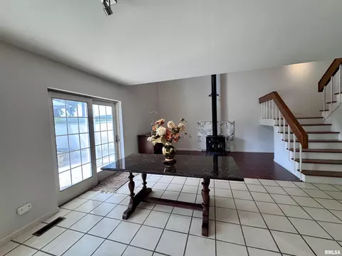 Entry Way - 12740 N 1050th Rd, Macomb, IL 61455 photo 5 of 5