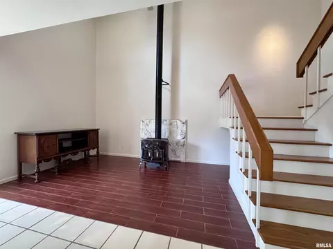 Living - 12740 N 1050th Rd, Macomb, IL 61455 photo 4 of 7