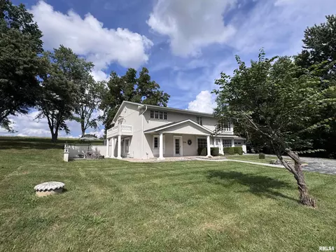 Exterior - 12740 N 1050th Rd, Macomb, IL 61455 photo 2 of 6