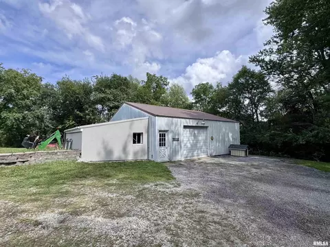 Exterior - 12740 N 1050th Rd, Macomb, IL 61455 photo 5 of 6