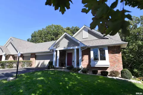 7110 N Windchime Ct, Peoria, IL 61614